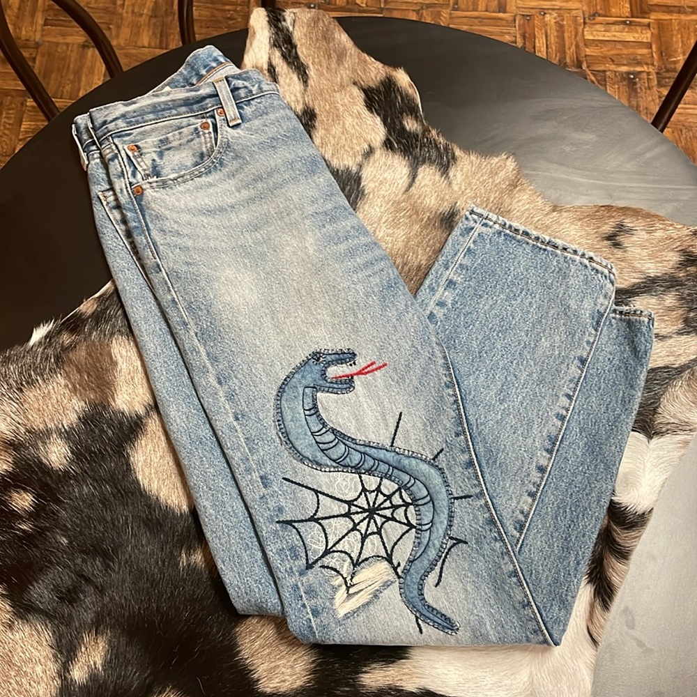 Custom dragon Levi’s 501 button fly